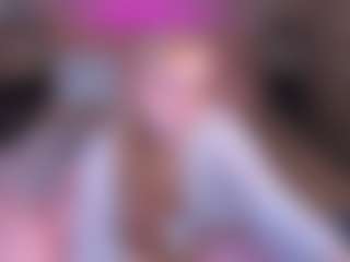 Live cam show with AshleyBurke - Blonde Hair on SpunkLive