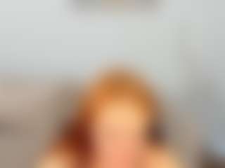 Live cam show with Charlotte-Smity - Raven Hair on CamClone