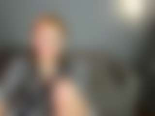 Live cam show with Charlotte-Smity - Upskirt on CSO-WL