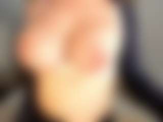 Longis1and1's Live Sex Cam Show