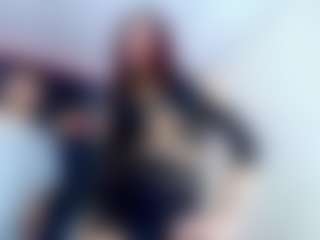 Live cam show with LuxeCouple - Dirty Talk on liverealitysex.com