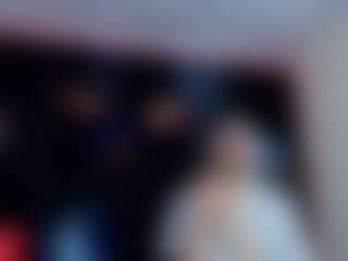 Live cam show with LuxeCouple - Smoking on eurowanks.com