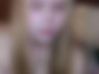 Live cam show with Sweeet-Angelll - Moaning on Fit Hotties