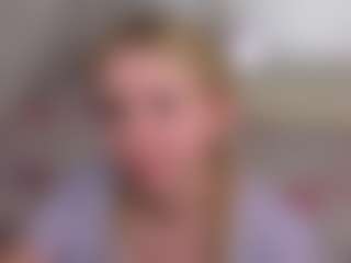 Live cam show with Adelle-lee - Oil on justonemore.cc
