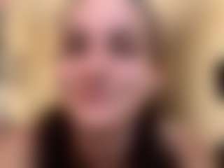 AlisiaRoutzen's Live Sex Cam Show