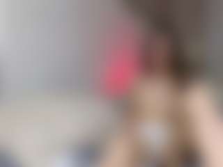 Live cam show with Fiilmee - Cute on liverealitysex.com