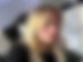 Live cam show with FreddaChase - New Spank on xxxlivecams.org