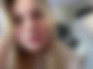 Live cam show with FreddaChase - Shaved Pussy on SpankPalCams