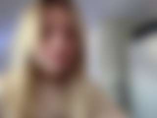Live cam show with FreddaChase - Lovense on TeamSkeetLive