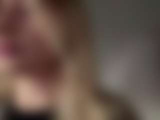 Live cam show with FreddaChase - Strip Blonde Hair on Gym Cam Girls