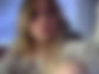Live cam show with FreddaChase - Athletic on eurowanks.com