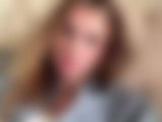 Live cam show with Zoe - Cum In Pussy on liverealitysex.com