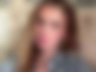Live cam show with Zoe - Blonde Hair on Cam Slut