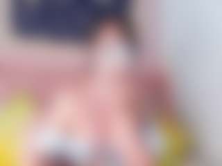 Lanaa-Brm's Live Sex Cam Show