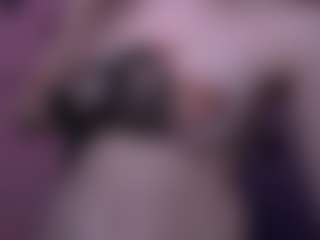 Live cam show with lucy-kitty - Cute on Camsoda
