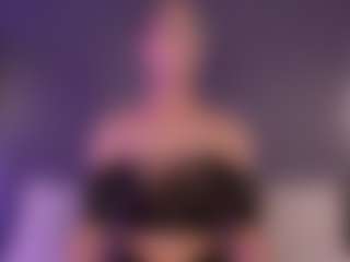 Mialarouse's Live Sex Cam Show