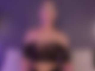 Live cam show with Mialarouse - White Teen (18+) on TeamSkeetLive | colombia