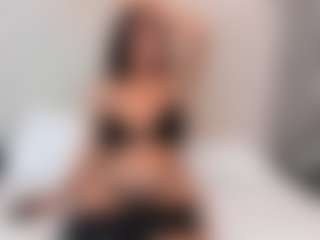 Live cam show with Mia Thompson - White on sexylive.show | colombia