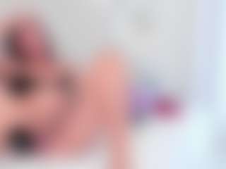 Mia Thompson's Live Sex Cam Show