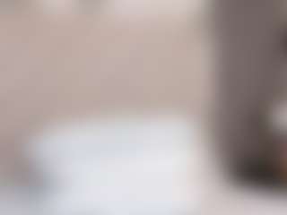 Mia Thompson's Live Sex Cam Show