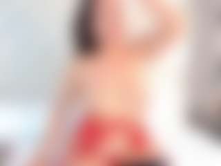 Live cam show with Mia Thompson - Upskirt on luckytryst.com