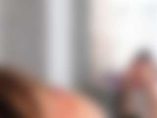 Live cam show with Mia Thompson - Thick on madthumbs