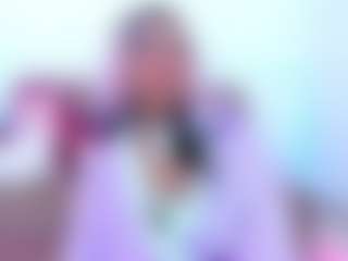 Live cam show with Queen-emma - New Toys on Mixed Magazine Live