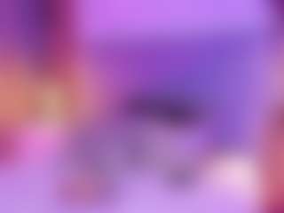 Spettacolo in cam dal vivo con Sofii Cruz - Butt Plug su Camsoda
