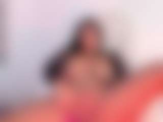 Live cam show with Susana Mont - Tittyfuck on Camsoda