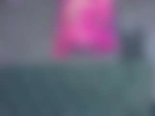 Live cam show with ZaraLuux - Average on StripNow