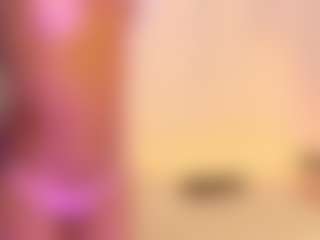 Live cam show with Zendayaa - Thin on Camsoda