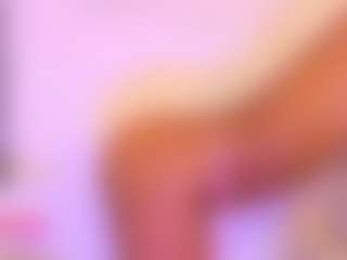 Live cam show with Zendayaa - Thin on Camsoda