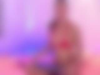 Live cam show with Zendayaa - Brown Eyes Ebony on Streamer API