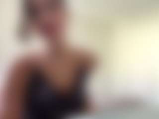 Live cam show with Marnera - Tease on Camsoda
