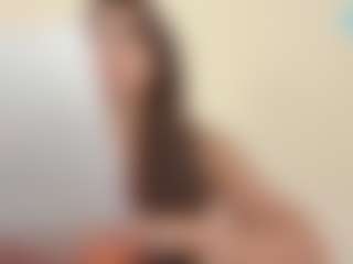 Live cam show with Marnera - Shake on Camsoda