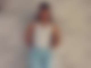 Live cam show with Marnera - Flirty on live.xheat.ai