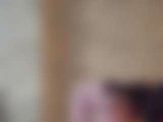 Live cam show with Marnera - Belly on Camsoda