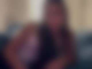 Spettacolo in cam dal vivo con Marnera - Erotic Teen (18+) su Camsoda