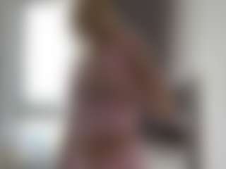 Live cam show with SavannaScallion - Thick on StripNow