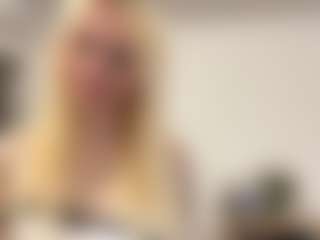 Live cam show with SavannaScallion - Big Tits Mature on Nude Live Now