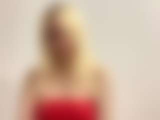 Live cam show with SavannaScallion - Blonde Hair Middle Aged on galaxygirlnitro.com