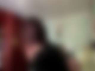 Bella's Live Sex Cam Show