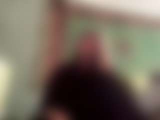 Bella's Live Sex Cam Show