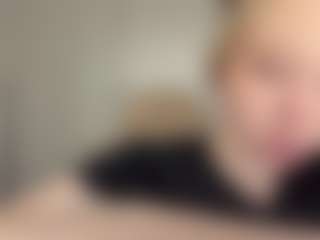 Live cam show with Emma - Thin on Milfs Live