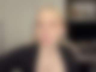 Emma's Live Sex Cam Show