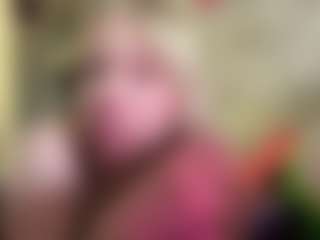 Live cam show with Emma - Squirt Blonde Hair on Camsoda