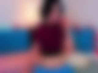 Live cam show with CarmelinaTebbe - Smoking on TeamSkeetLive