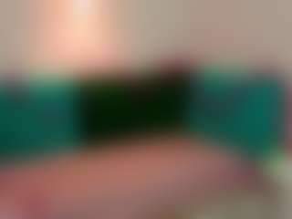 Live cam show with CarmelinaTebbe - Ass Clapping on Dare Cams