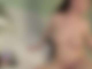 DianaaLight MILF webcam performer live streaming
