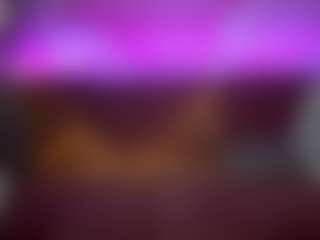 ElisWild's Live Sex Cam Show